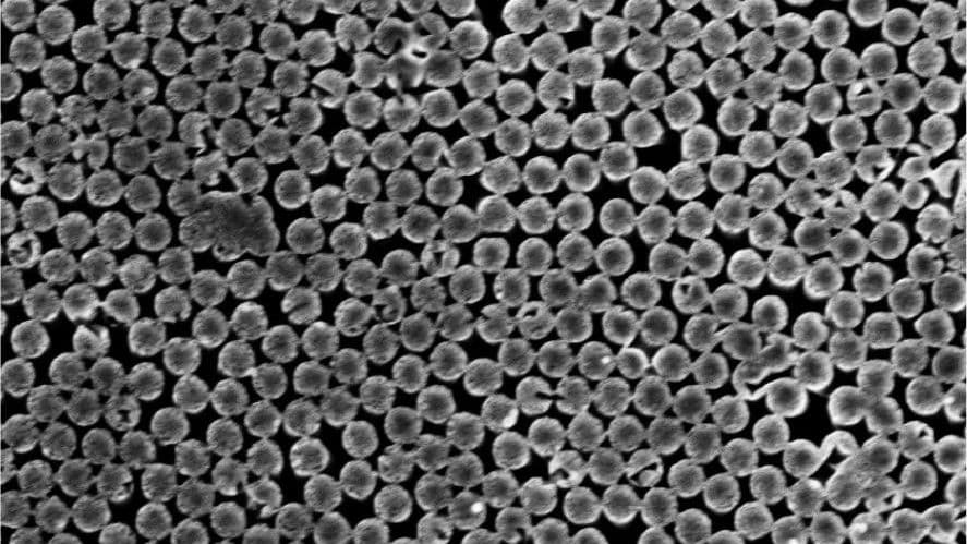 EPFL Builds Device That Turns Evaporating Water Into Electricity