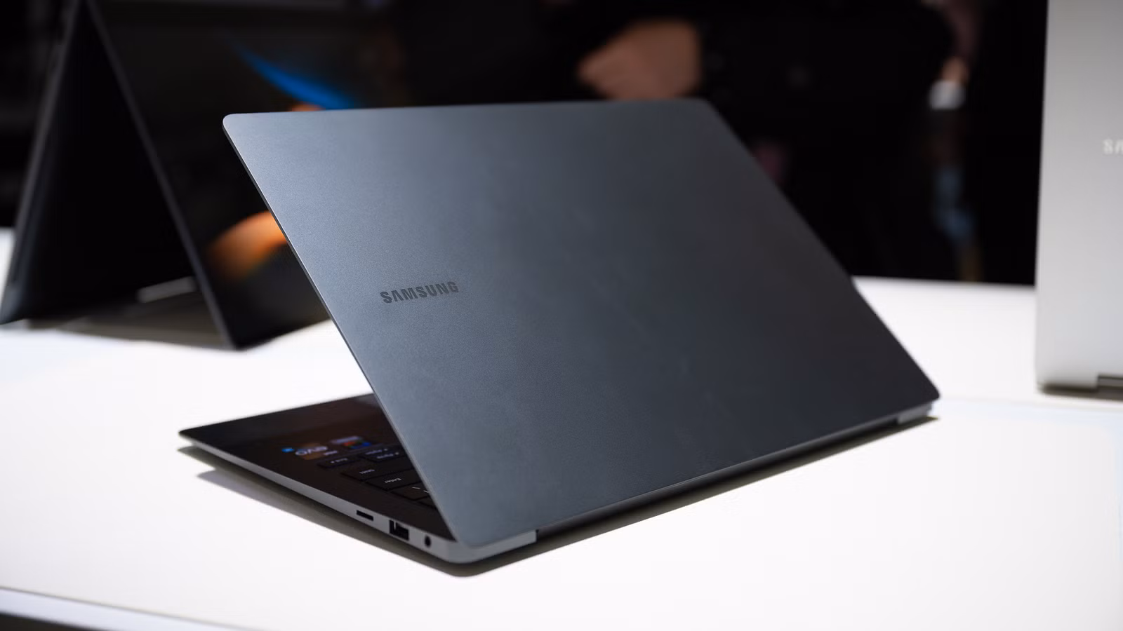 Samsung's Next Galaxy Book May Run Android, Not Windows