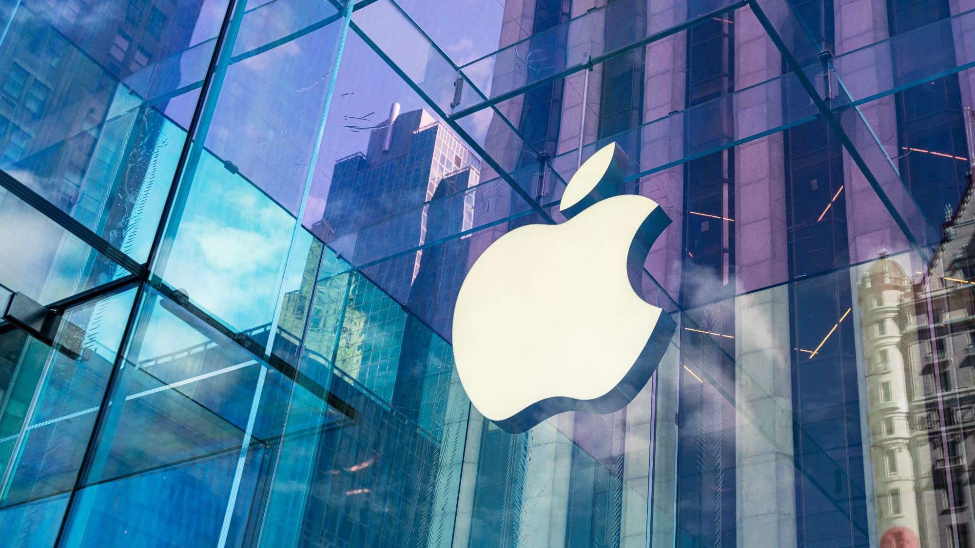 Apple Talks to Intel, Samsung for US Chip Production