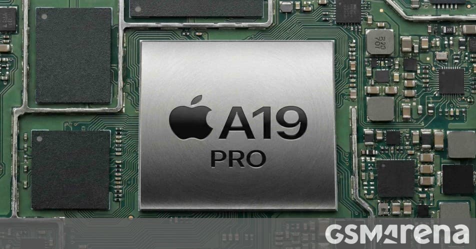 Apple Seeks Intel, Samsung to Reduce TSMC Dependency