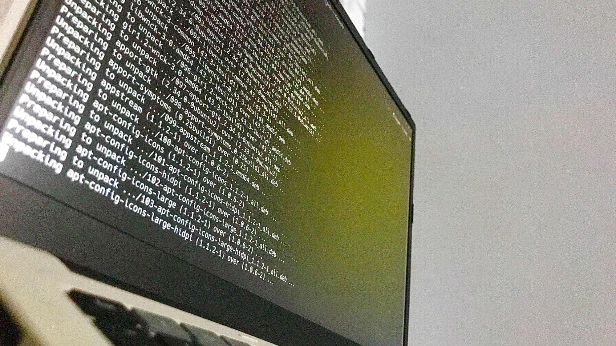 AI Bug Reports Overwhelm Linux Security List, Torvalds Says