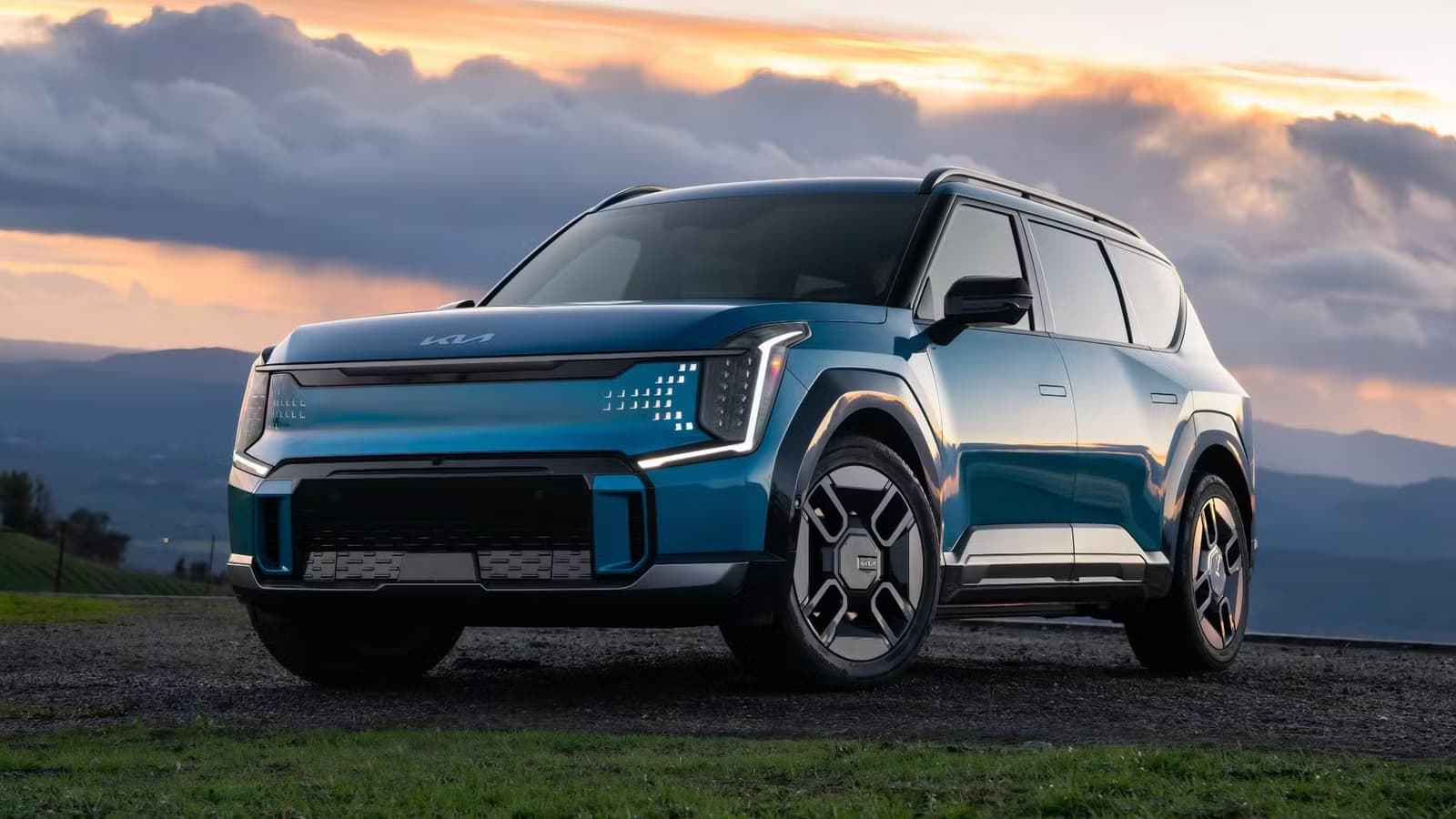 5 EVs That Beat the Minivan for Summer Road Trips