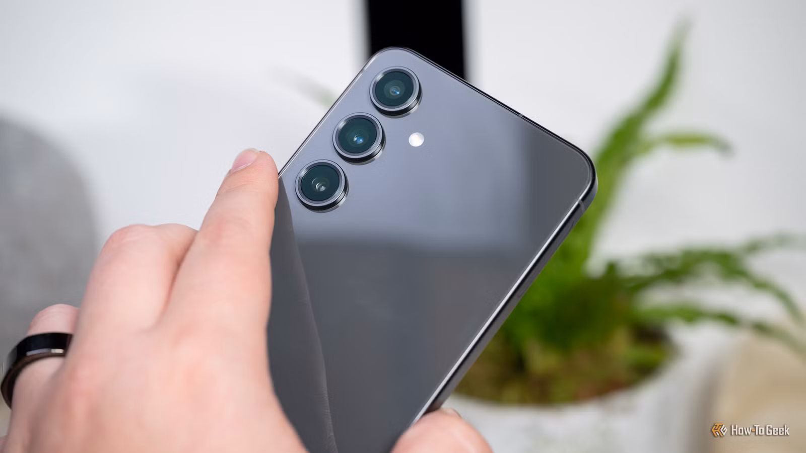 How to Find Your Android Phone's Expiration Date