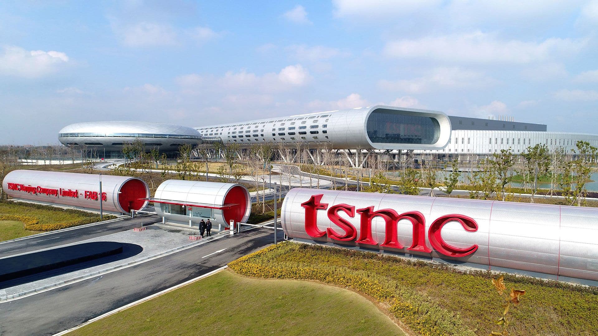 TSMC Workers Threaten Strike Over Bonus Cuts Despite Record Profits