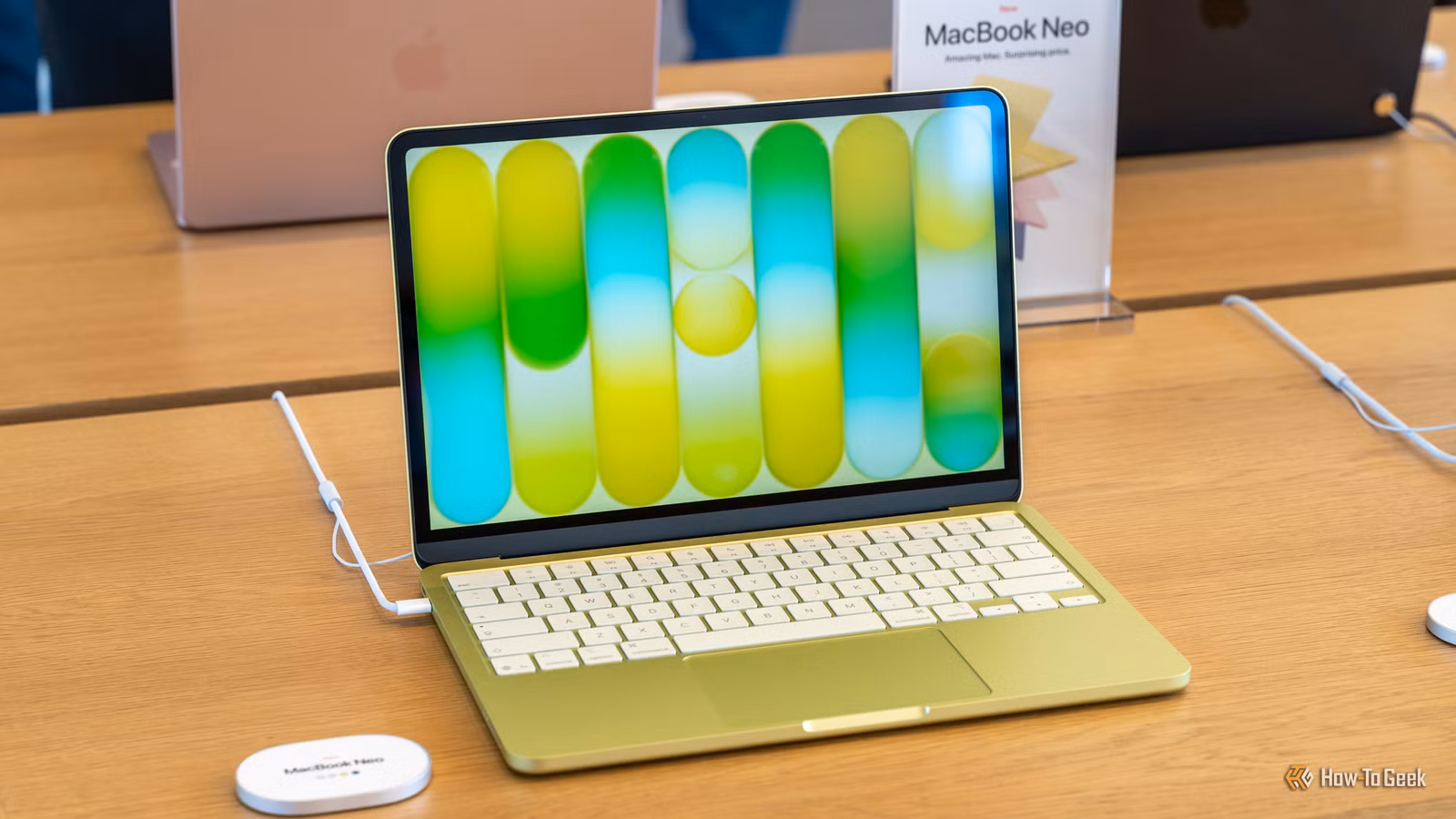 MacBook Neo Ships 1.1 Million Units in First Three Weeks