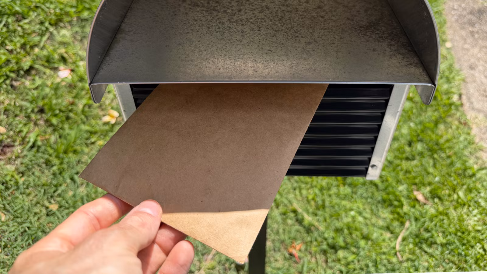 6 Ways to Track Mail and Package Deliveries in Home Assistant