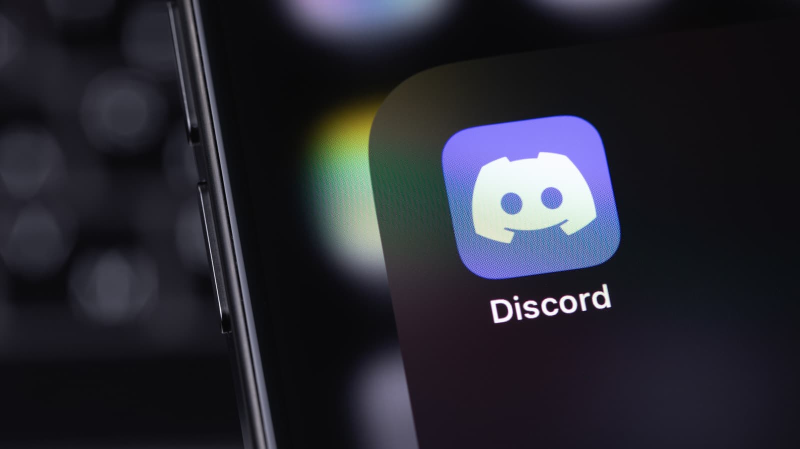 Stoat vs Element: Two Discord alternatives, one goal