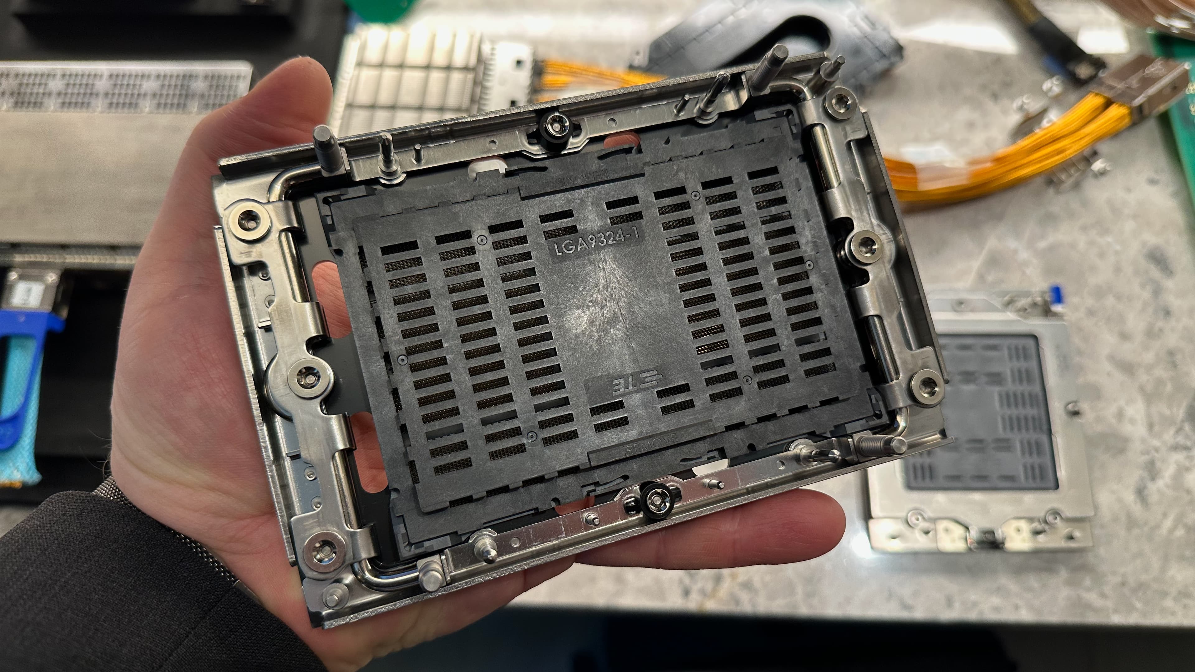 AMD SP7 vs Intel LGA9324: server sockets built for 1,400W CPUs