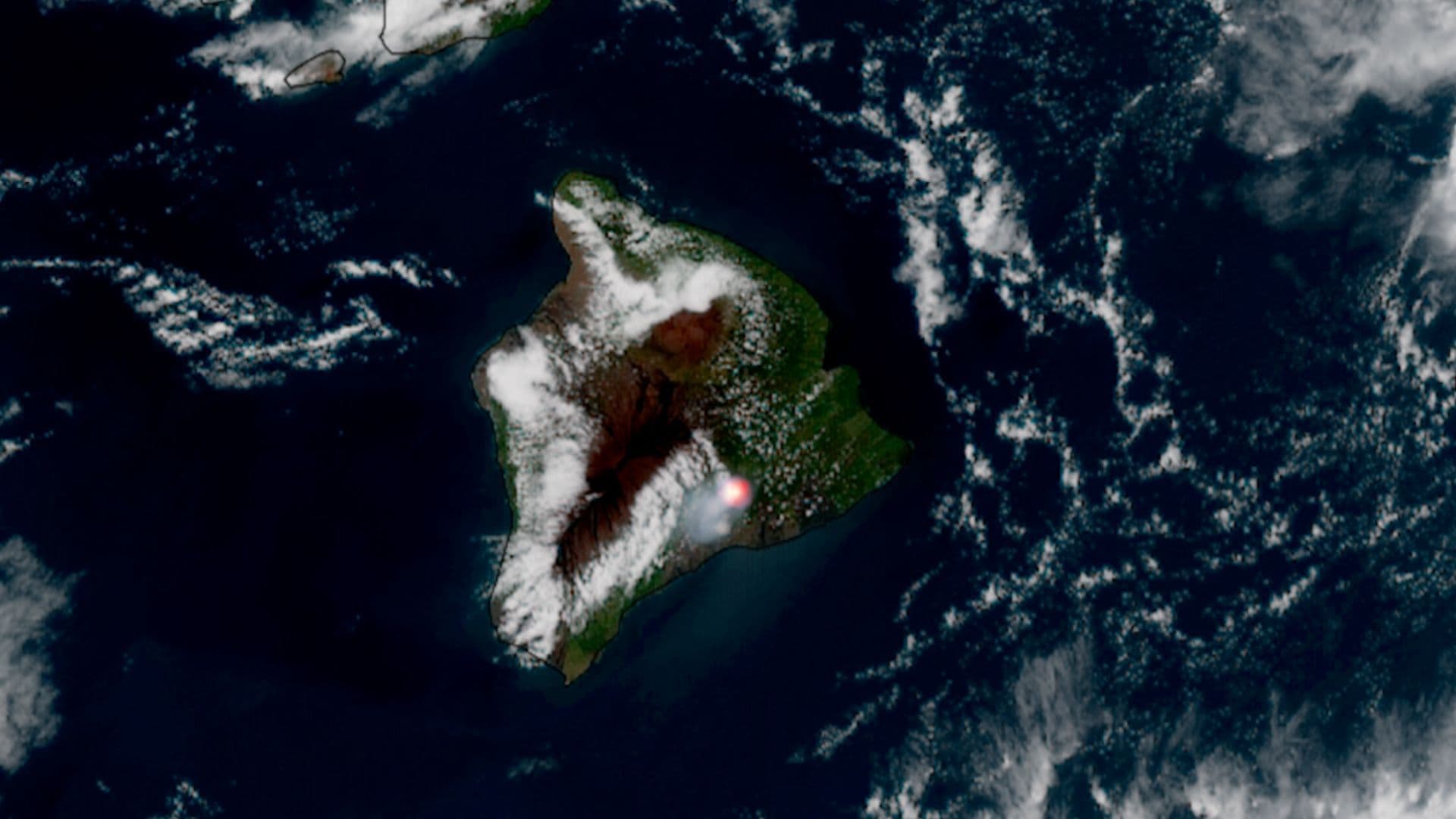 Kīlauea erupts for 49th time, captured by GOES-18 satellite