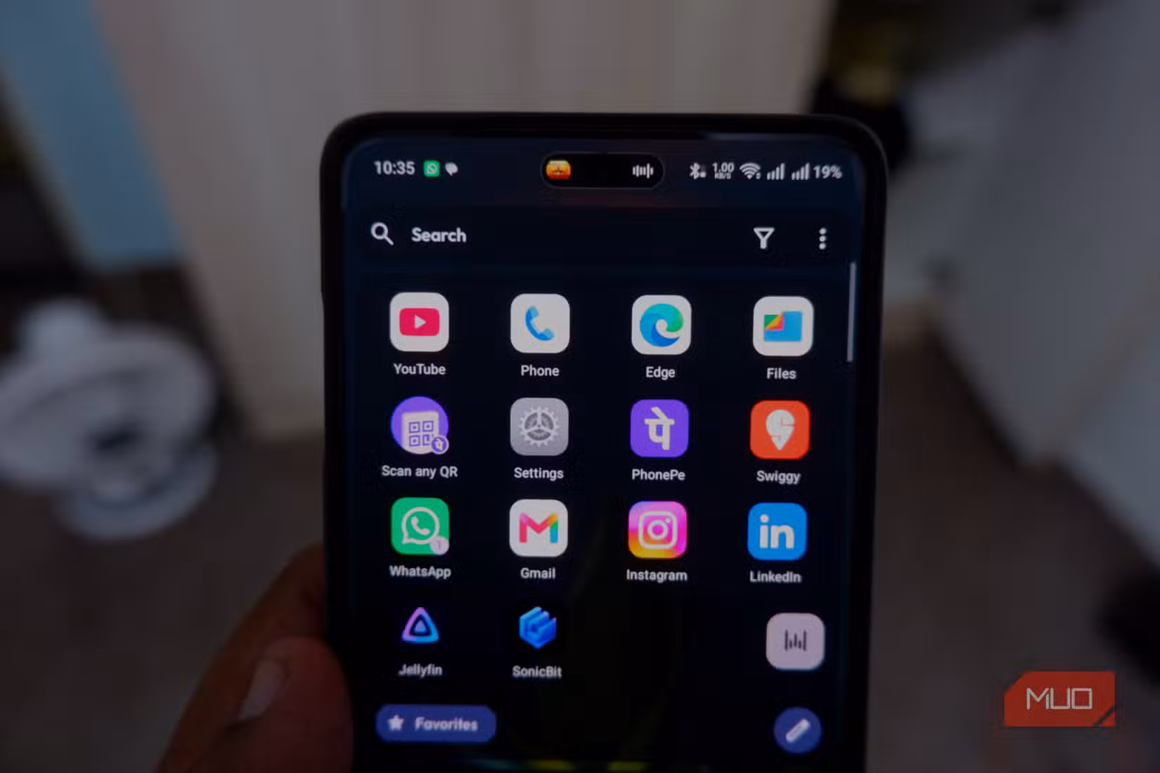 an Android smartphone using the kvaesitso Android Launcher