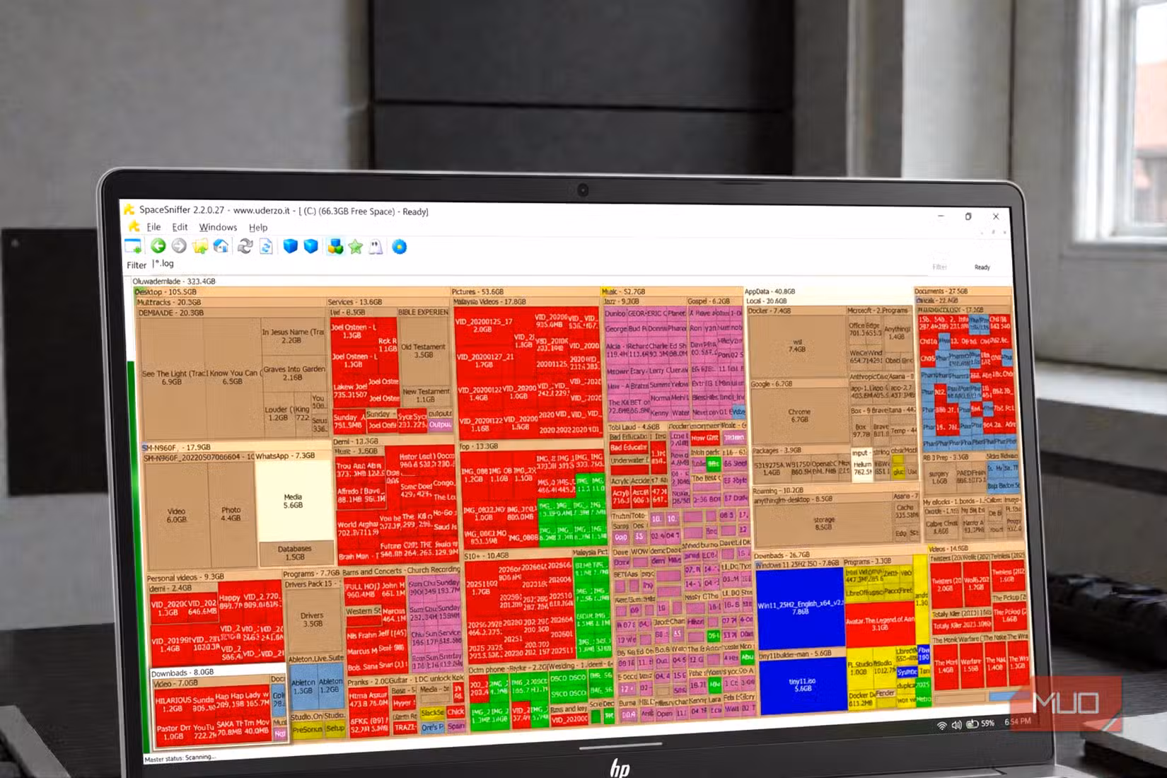 A densely populated, color-coded disk usage treemap in SpaceSniffer.