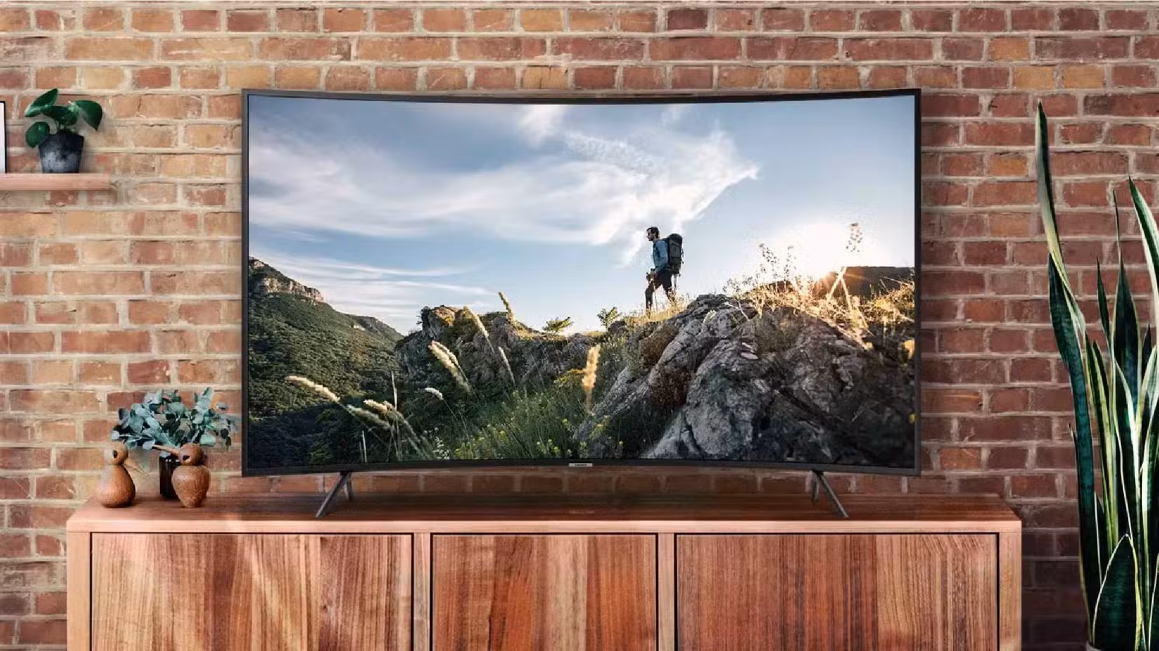 The samsung NU7300
