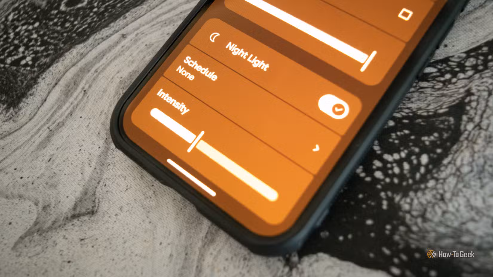 Night Light option on Google Pixel.