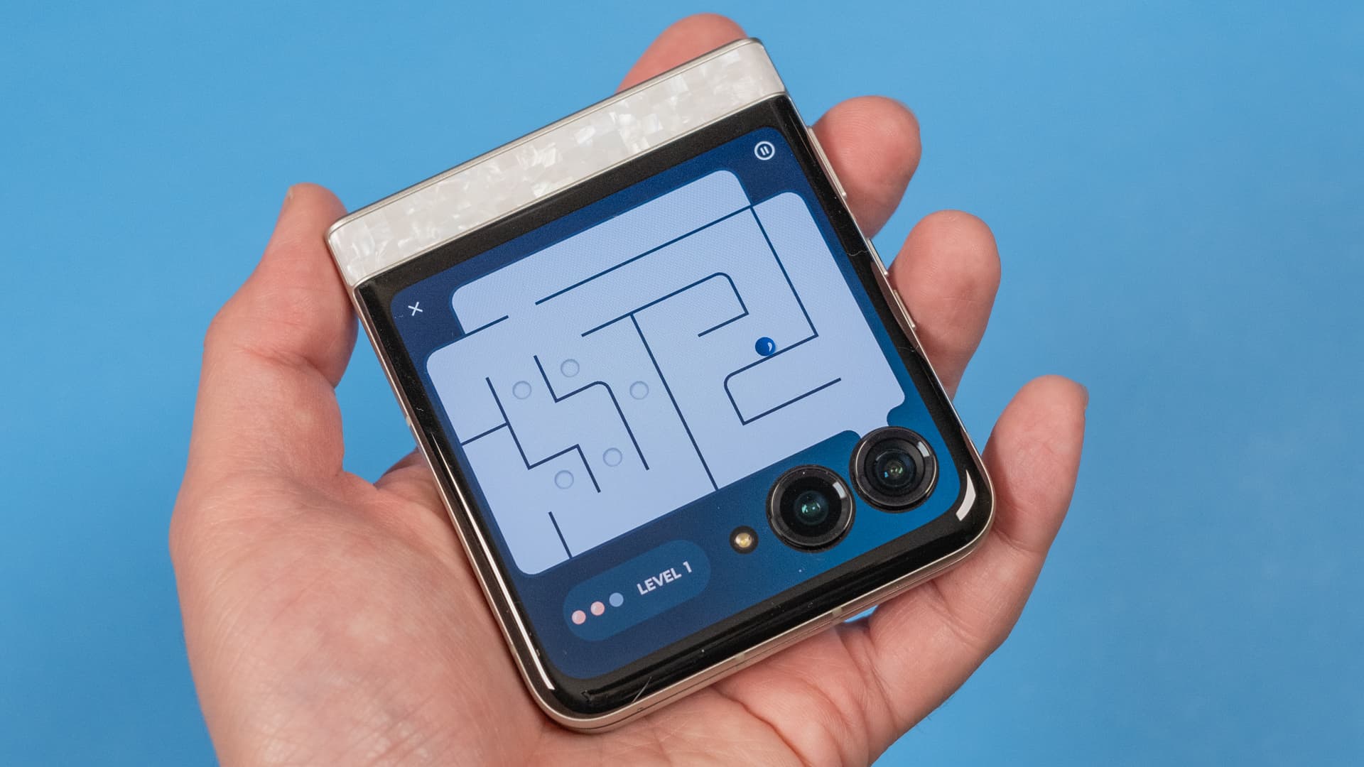 Game on Razr screen