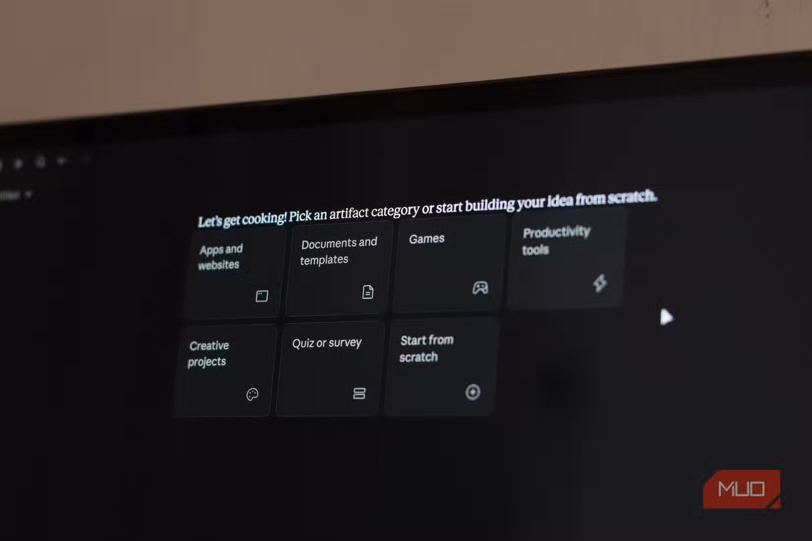 Claude Artifacts creation screen.