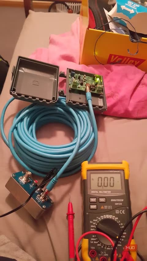 Active HF whip antenna for use with Rx-only receivers