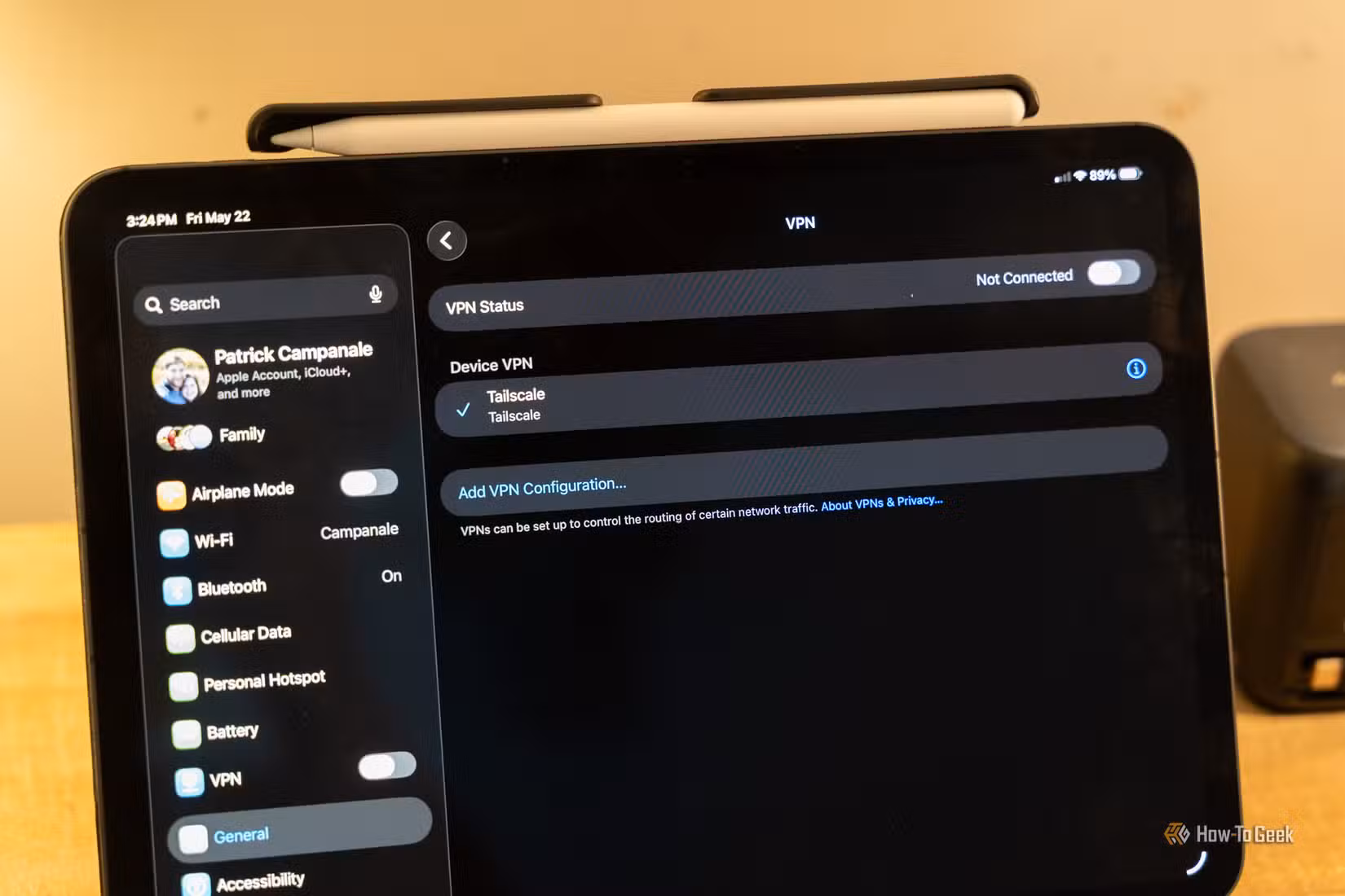 iPad VPN settings showing Tailscale selected but not connected.