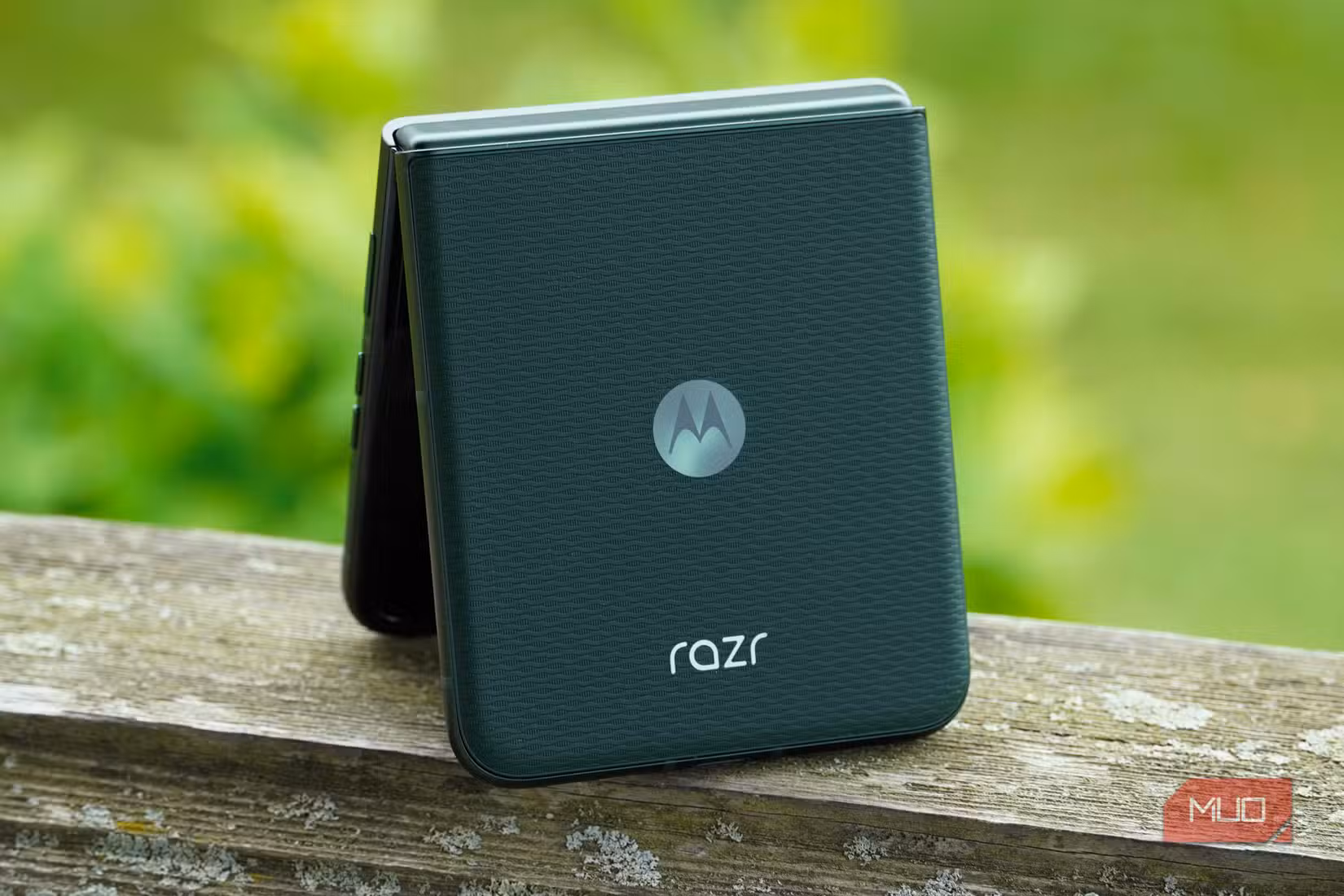 The back of the Motorola Razr Plus 2026.