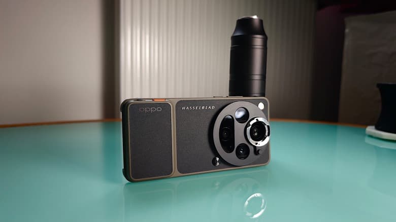 Oppo Find X9 Ultra in Hasseblad camera case.