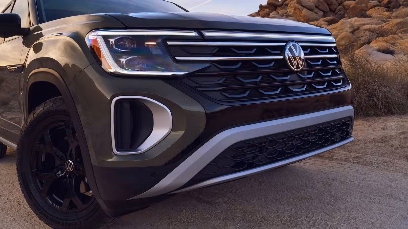 2026 Volkswagen Atlas Front End