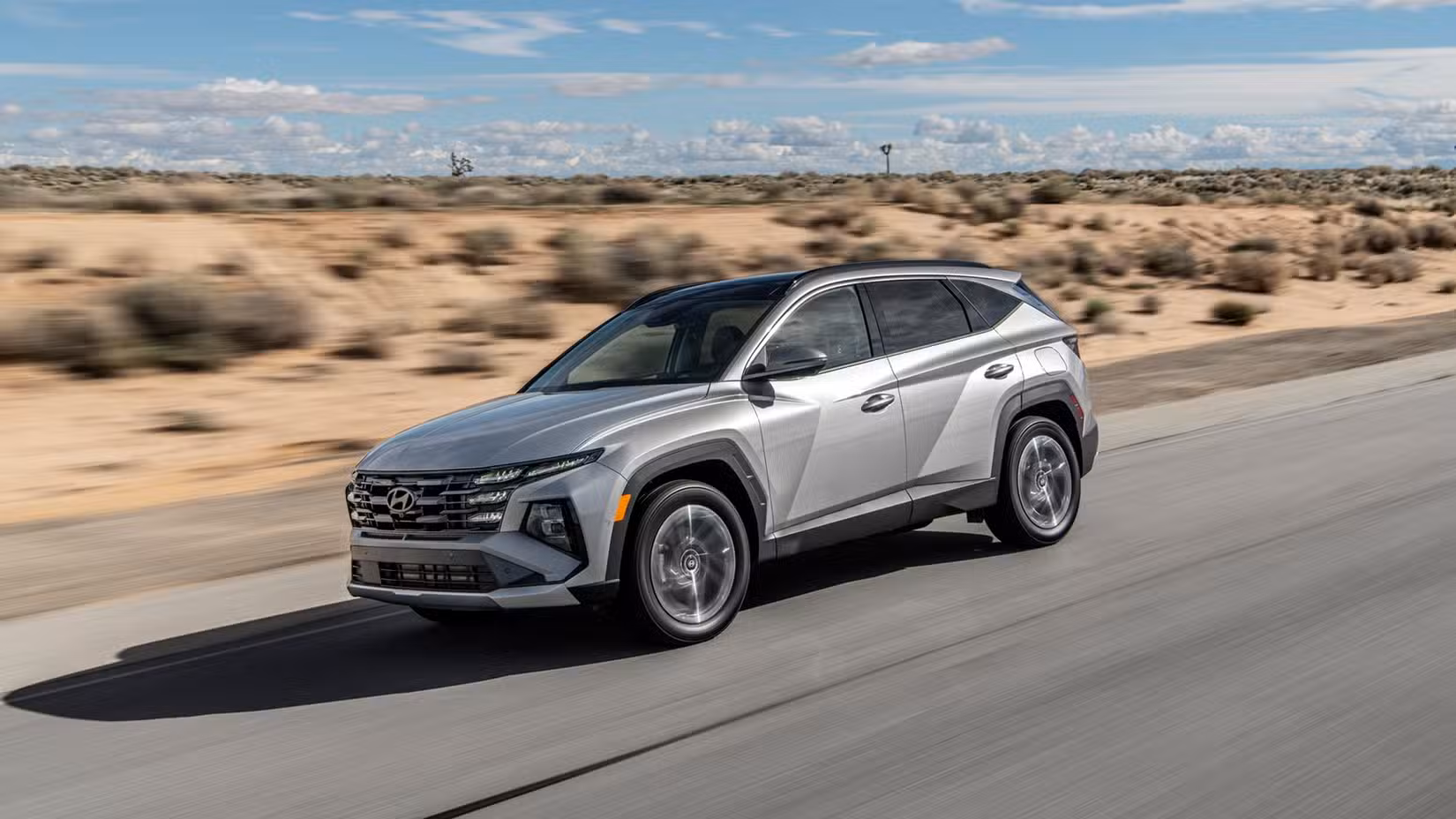 2025 Tucson Plugin Hybrid driving