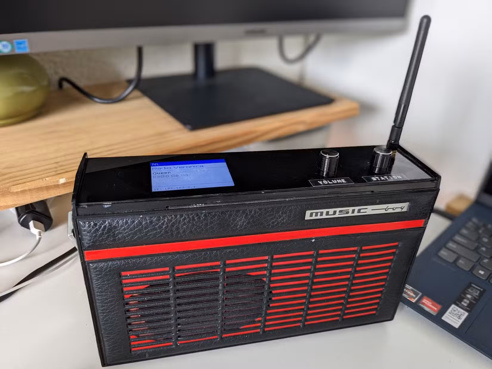 ESP32 Wi-Fi radio by Hoogkamer on GitHub.