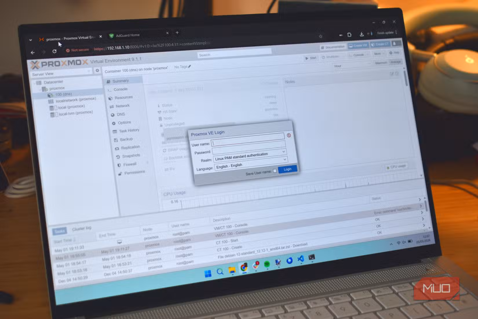 proxmox login screen.
