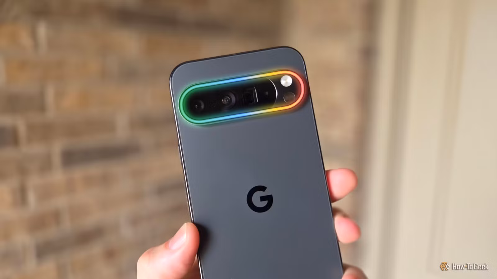 Pixel 10 glowing camera bar