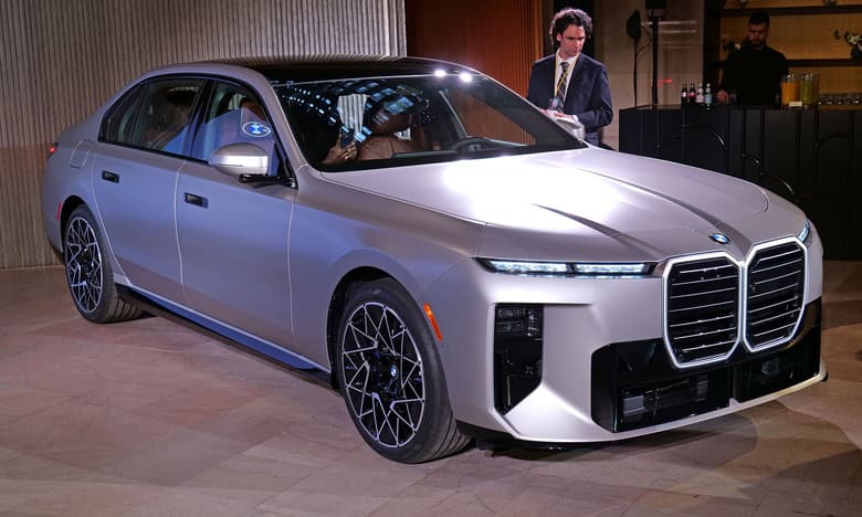 Between things like its grille and recessed door handles, the new 7-series looks more like an EV than a gas car.