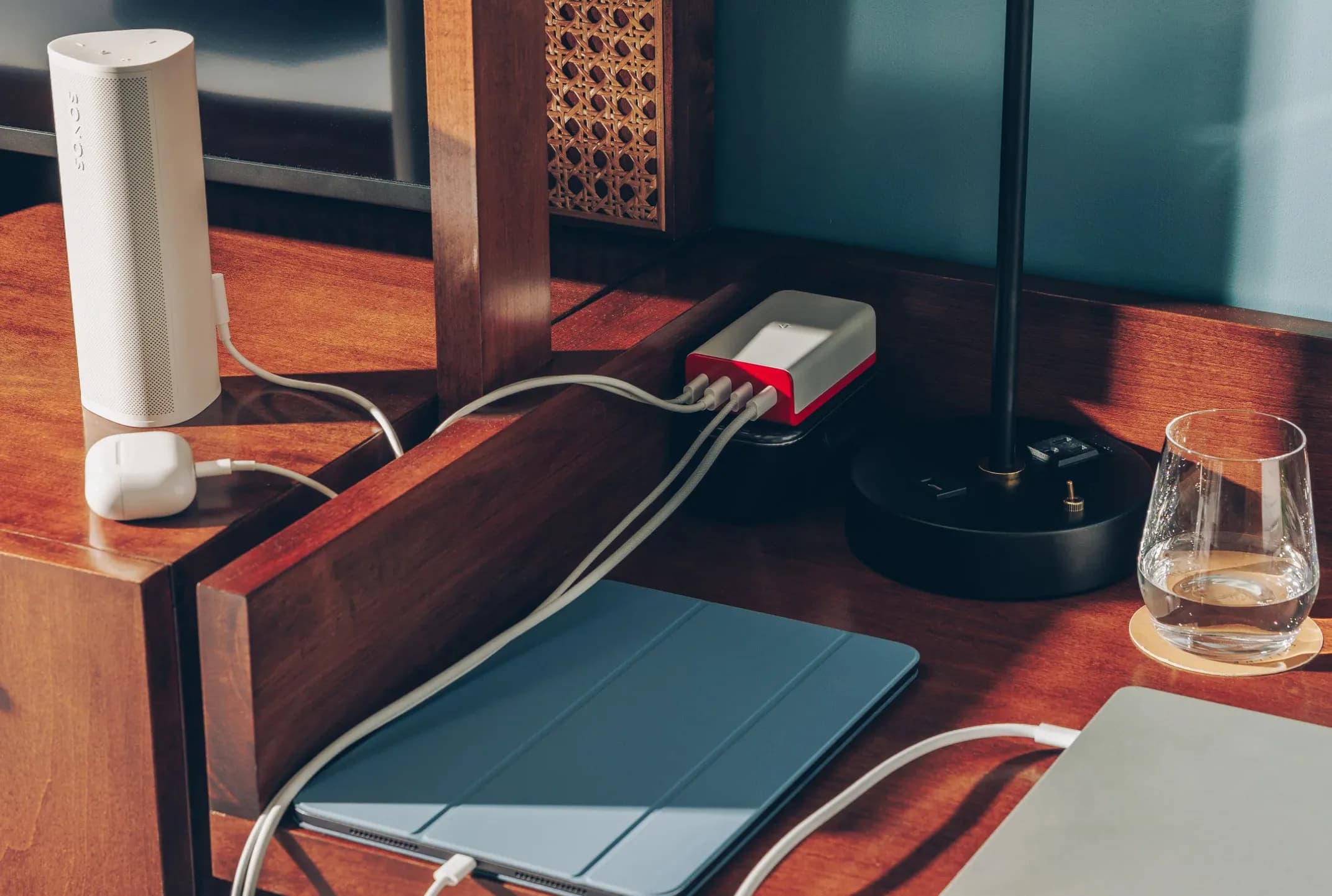 Twelve South PlugBug Lifestyle Image 4