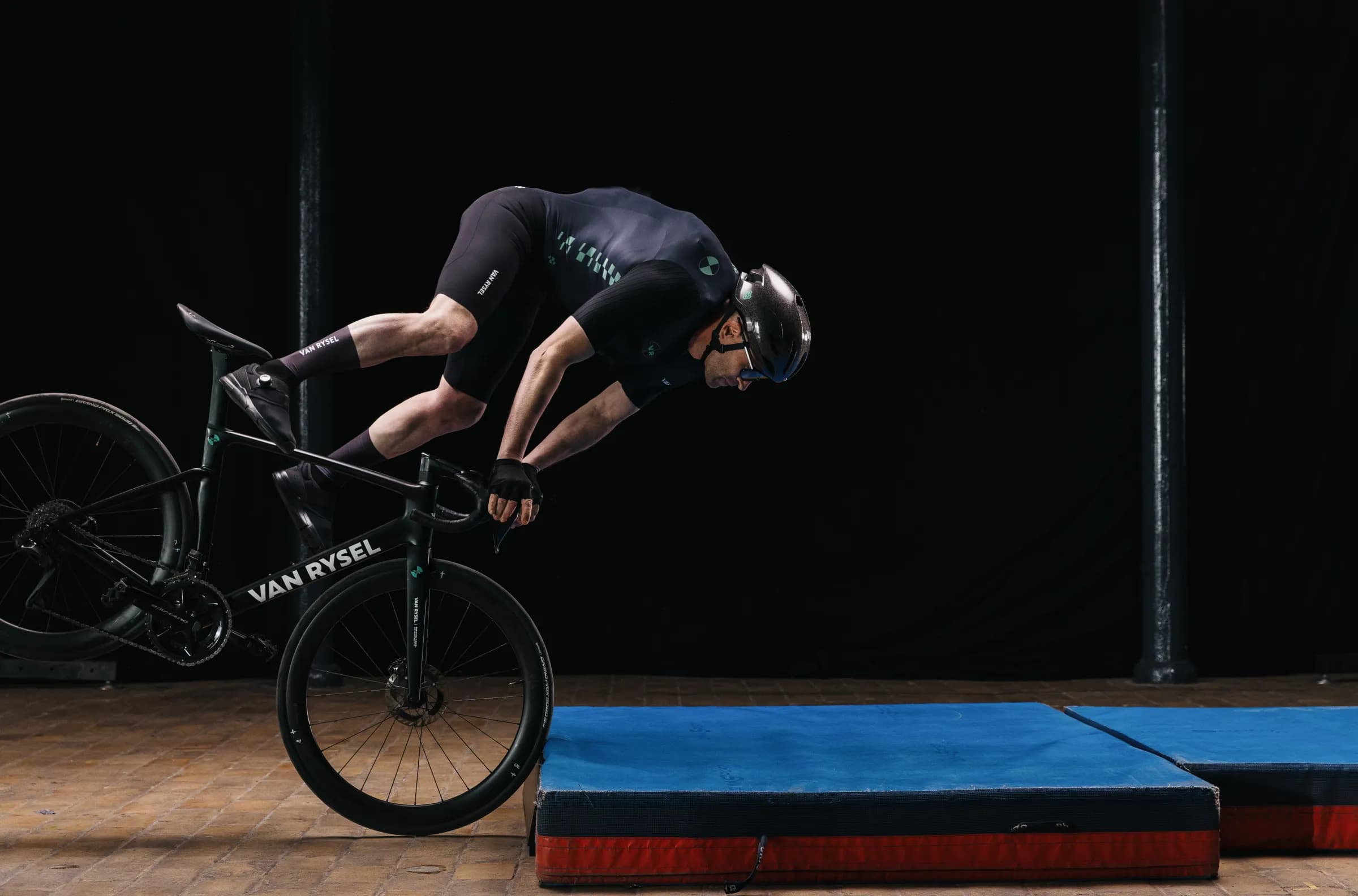 FUSION_VAN RYSEL_AIRBAG crash test_7