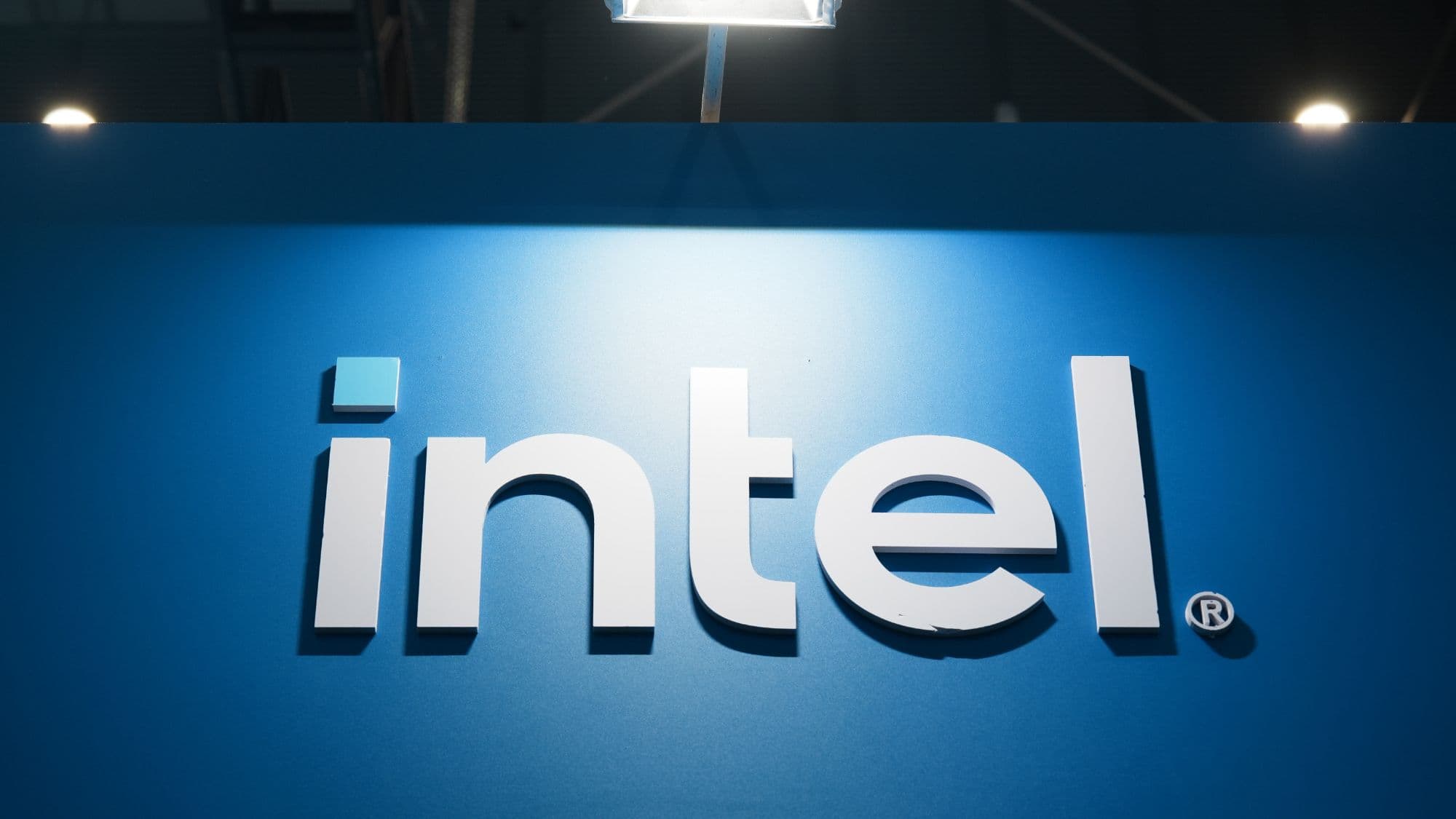 Intel's fab roadmap: two 2026 deadlines will decide 14A