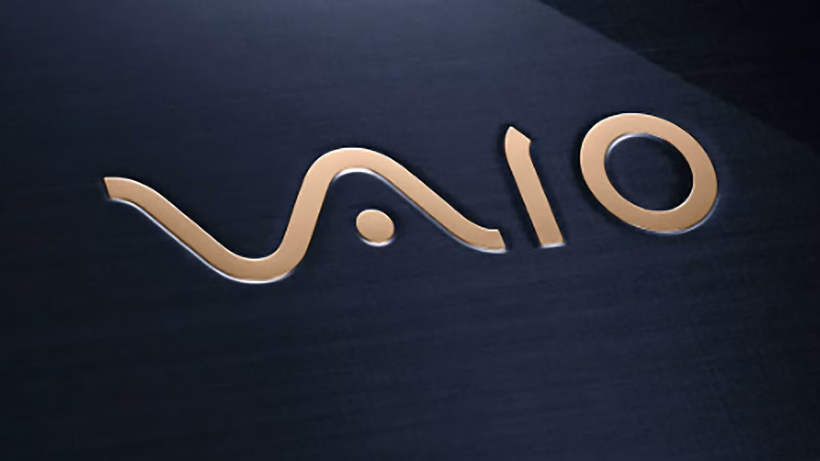 VAIO لا تزال تصنع حواسيب محمولة في 2026: قصة علامة سوني المنسيّة التي رفضت الاندثار