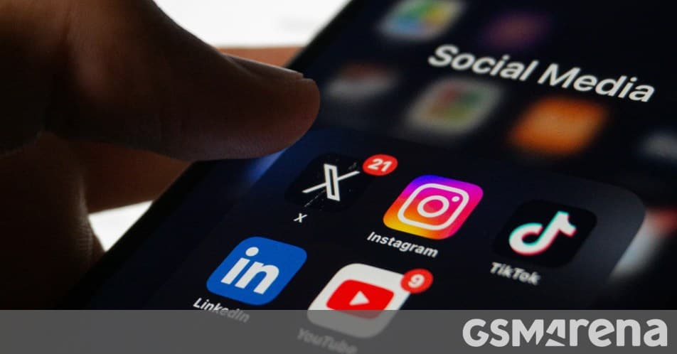 UAE bans social media for children under 15