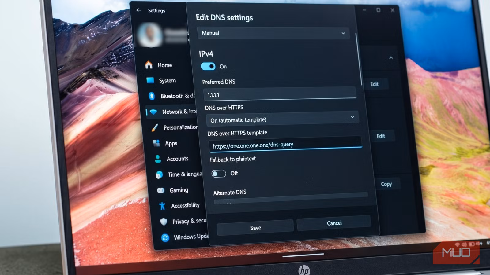 كيف تفعّل DNS over HTTPS في Windows 11 وتمنع مزود الإنترنت من تتبّع مواقعك
