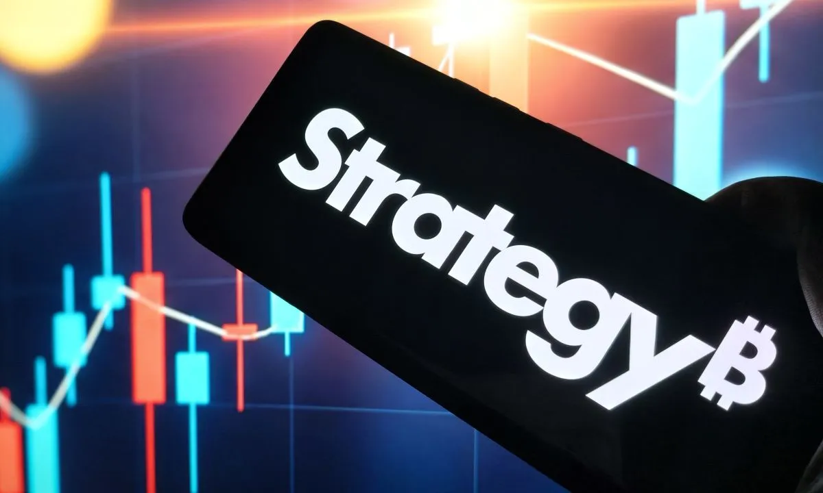 انهيار مؤشر mNAV لشركة Strategy يهدد آلية شراء البيتكوين الضخمة