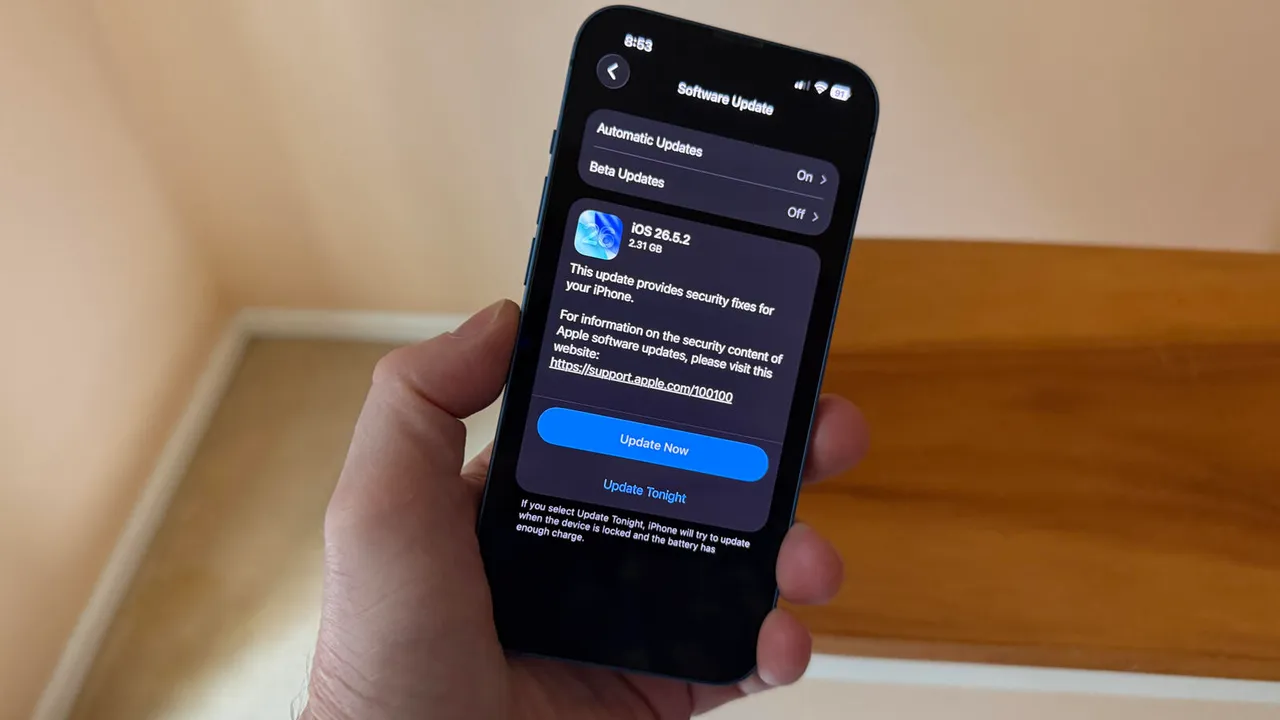 29 ثغرة أمنية تُجبر Apple على تحديث طارئ لأجهزة iPhone وiPad وMac — الذكاء الاصطناعي يُسرّع القراصنة