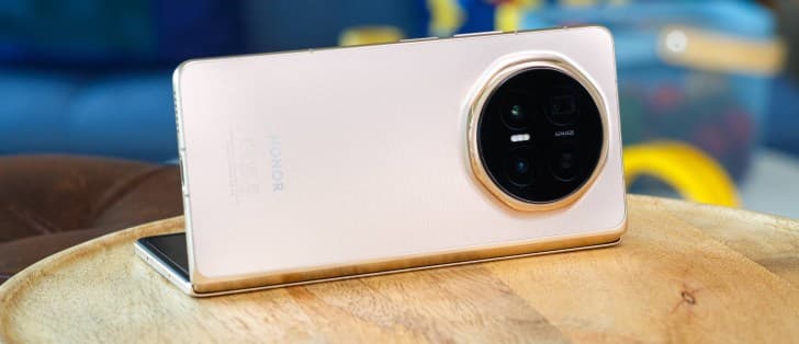 Honor Magic V6 يصل أوروبا: أنحف هاتف قابل للطي بسعر 1700 يورو وهدايا قيّمة