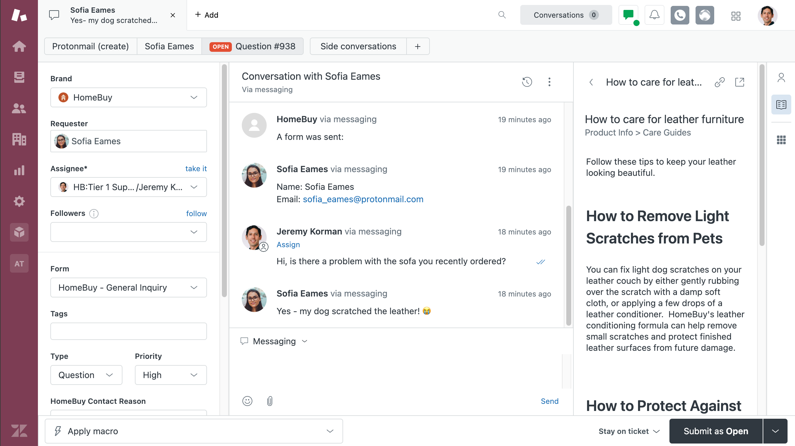 واجهة Zendesk تعرض تذكرة دعم مع سجل العميل الكامل