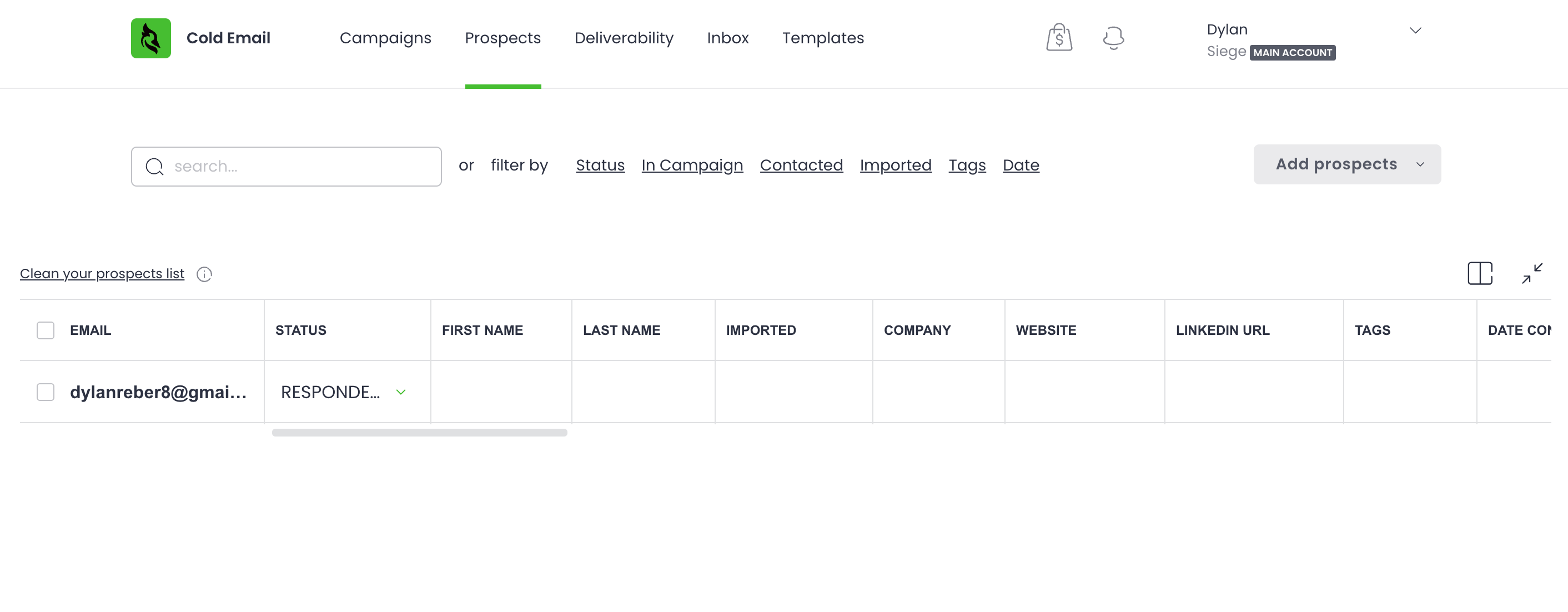 منصة Apollo تعرض قاعدة بيانات B2B مع خيارات التصفية والتواصل