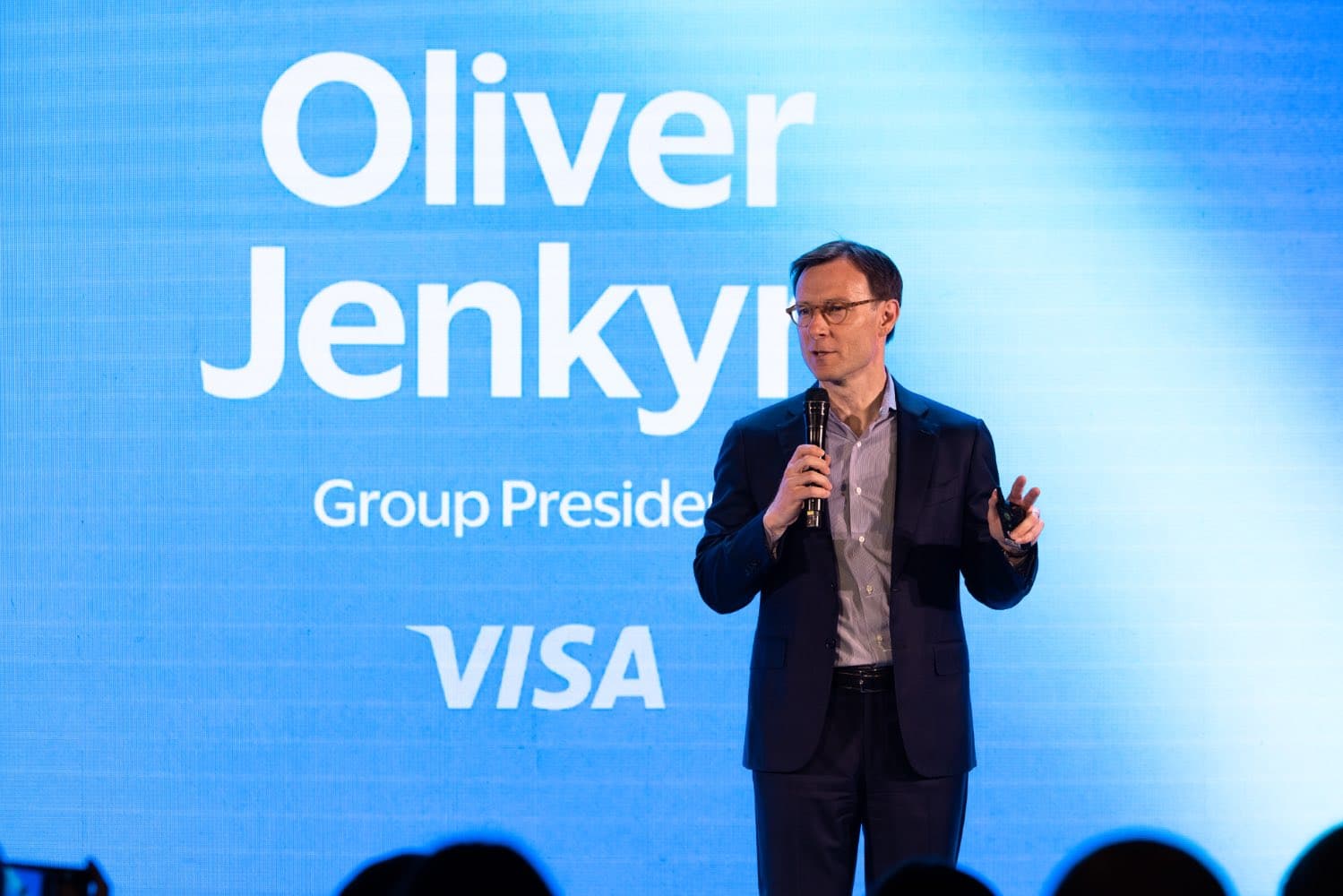 Visa تراهن على الذكاء الاصطناعي والعملات المستقرة لإعادة تشكيل المدفوعات في الشرق الأوسط وأفريقيا