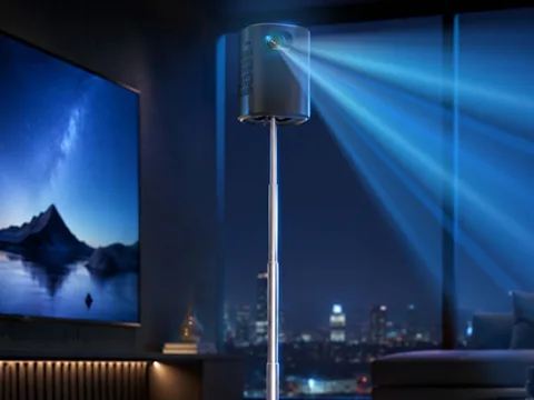 Pixorien Z01: جهاز عرض محمول بدقة 2K وبطارية 16000mAh يُطرح للتمويل الجماعي بـ299 دولاراً