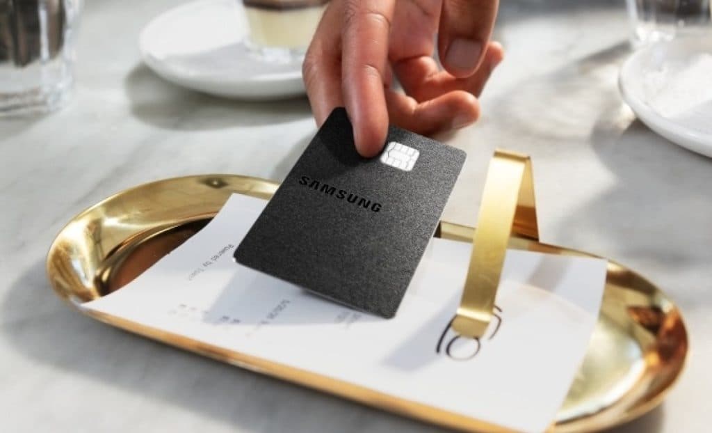 تطبيق Samsung Wallet يعرض بطاقة Galaxy Card الافتراضية