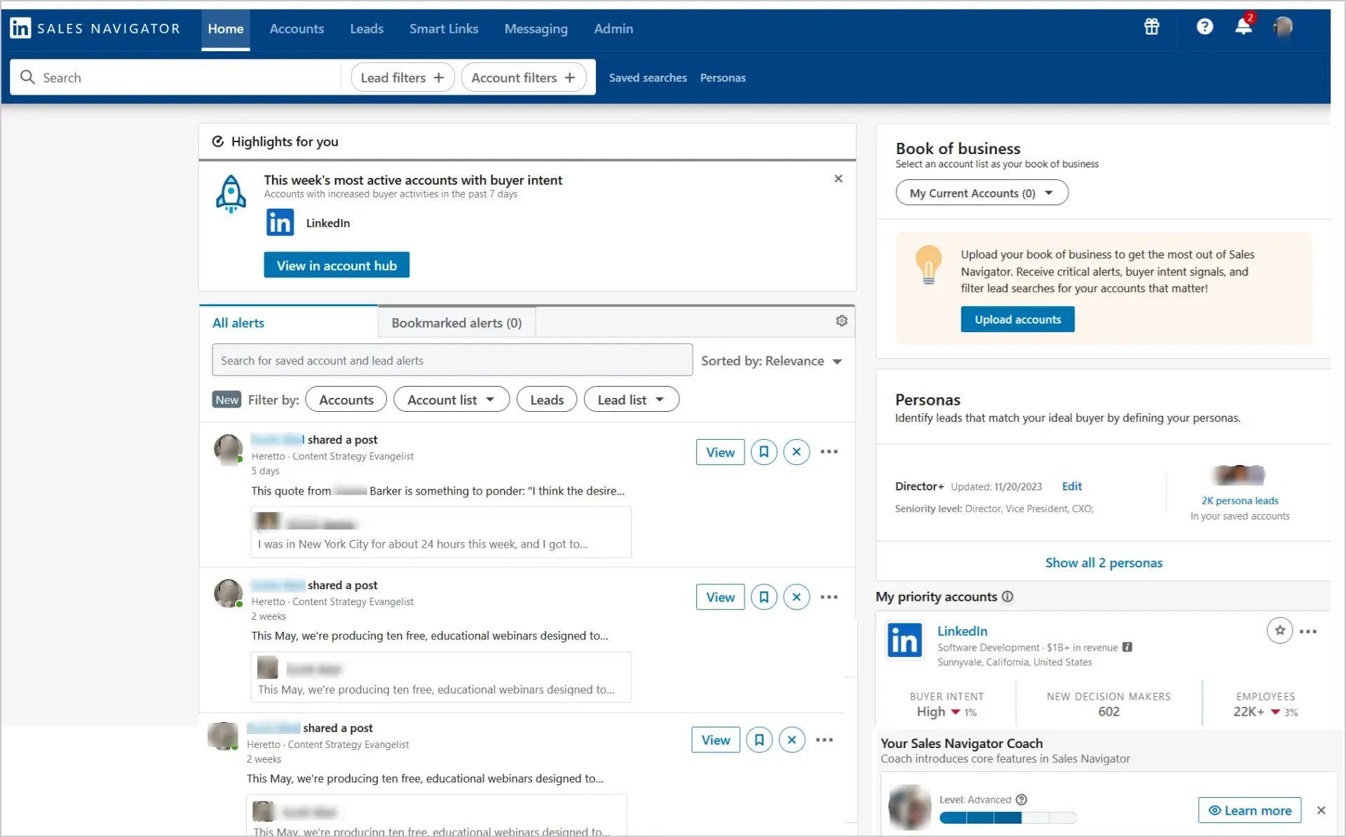 مخطط يوضح تكامل أداة استقطاب العملاء مع نظام CRM والقنوات المتعددة