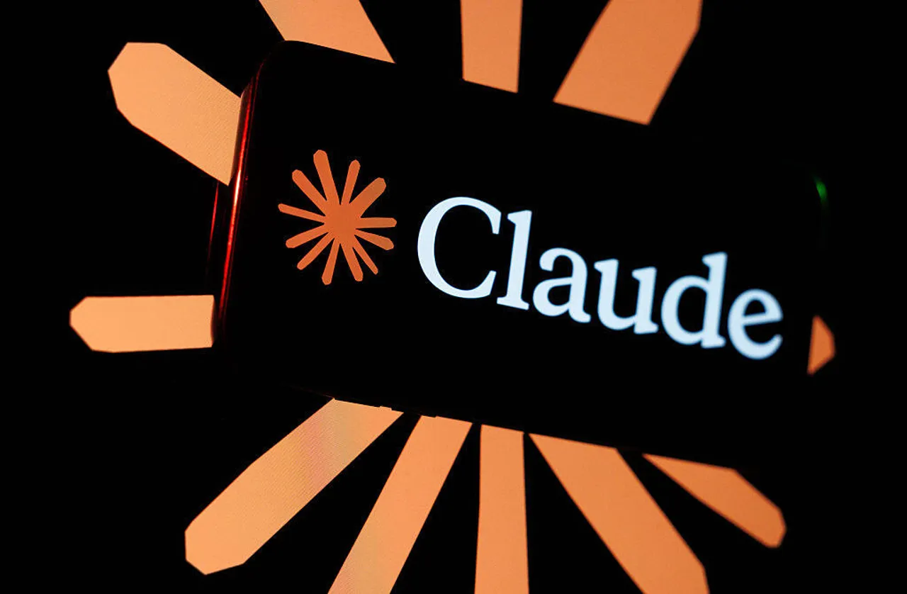Close-up of Claude AI interface highlighting privacy and sharing features