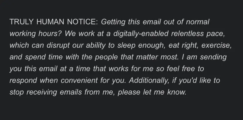 Example of a professional Gmail signature template with clean formatting